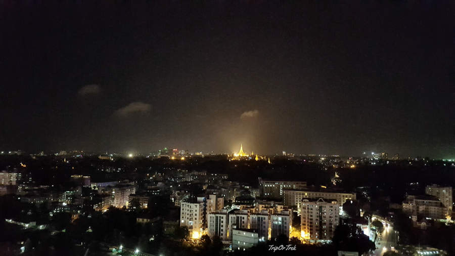 Yangon_panorama_Notte2