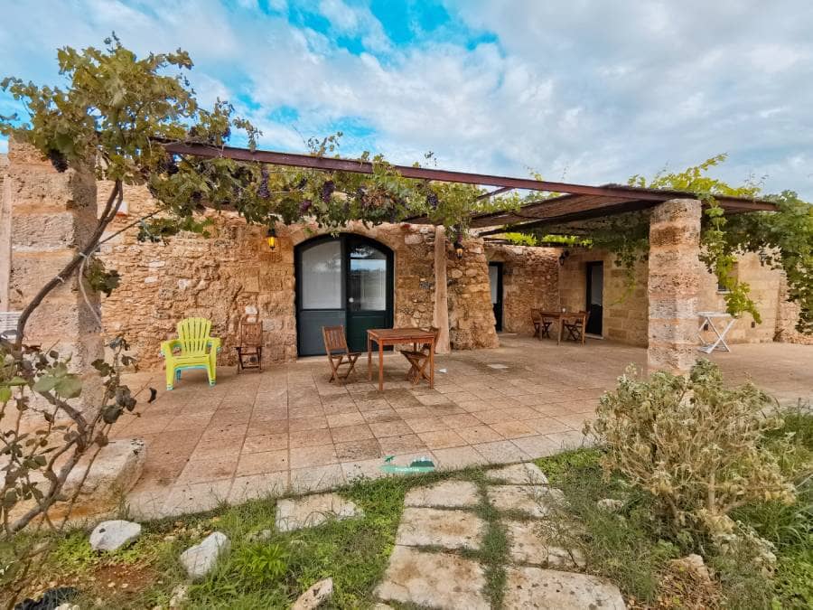 casa-pietra-giardino-liame-Ceddhe-Salve-Salento-Puglia
