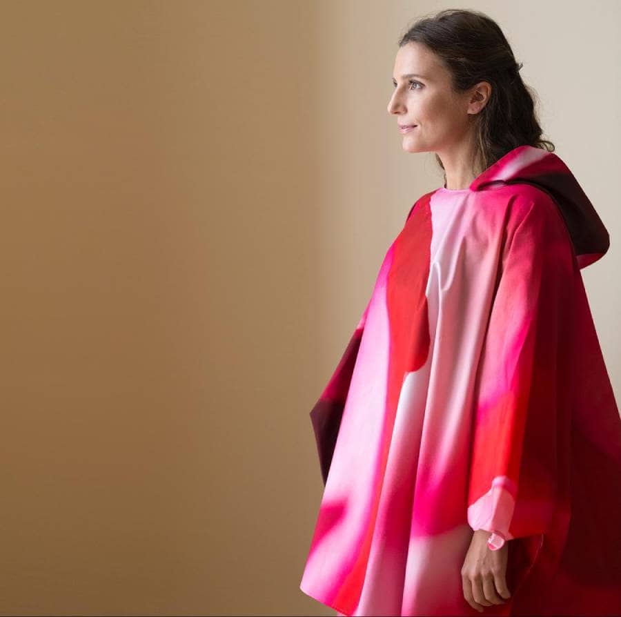 donna-foulard-seta-moda-rosa-Arja-Cajo-Trip-Or-Trek