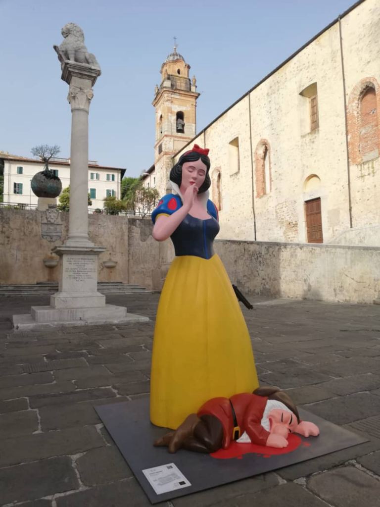 The-Blue-Banana_The-Murder-of-Grumpy