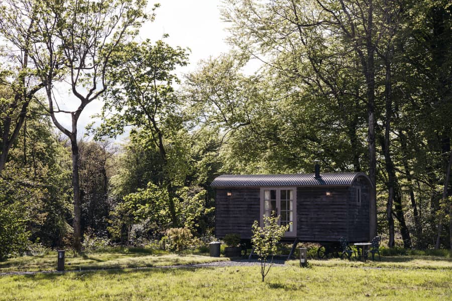Shepherd-hut-Virginia-Park-Lodge