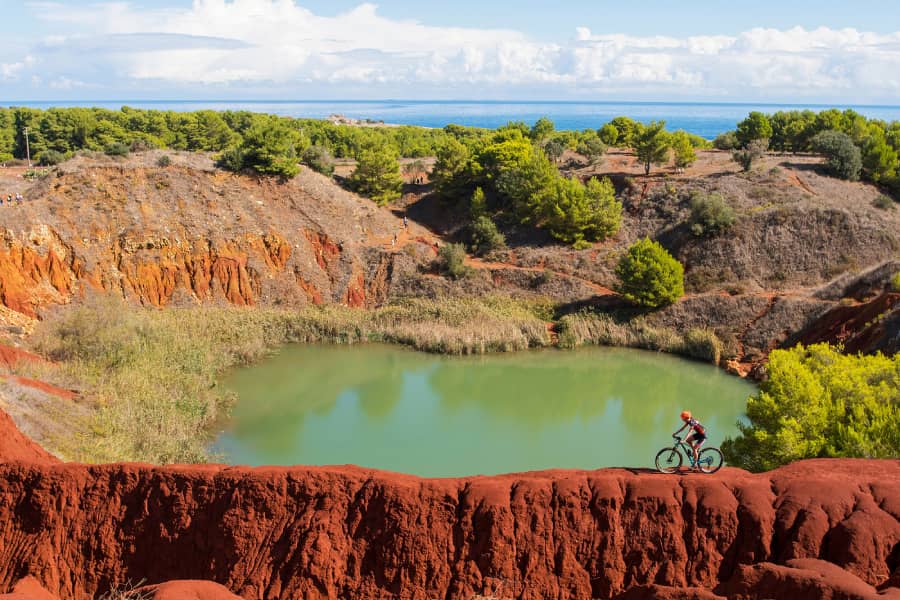 Cicloturismo_Otranto_cava-di-bauxite_ph-Antonio-Caggiano