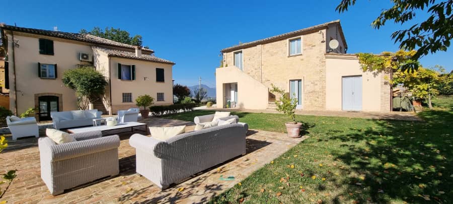 VillaCollepere_Matelica_TripOrTrek