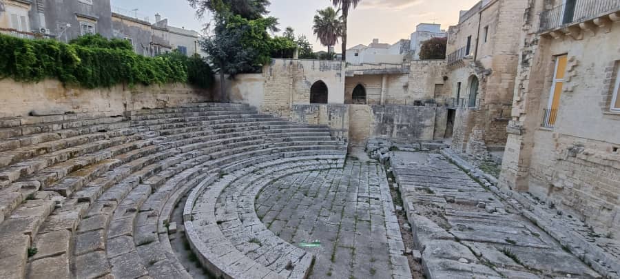 Lecce_itinerario_AnfiteatroRomano_TripOrTrek