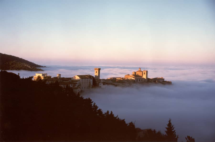 ValMivola_Arcevia_MarediNebbia