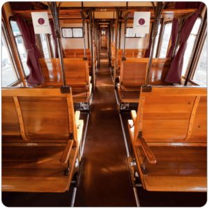 Treno-di-Dante-Carrozza-corridoio