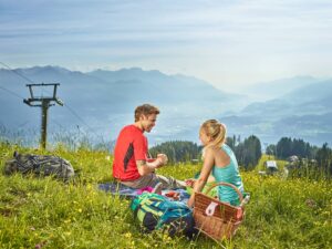 Innsbruck-pic-nic-in-quota-credit-Innsbruck-Tourismus-Christian-Vorhofer