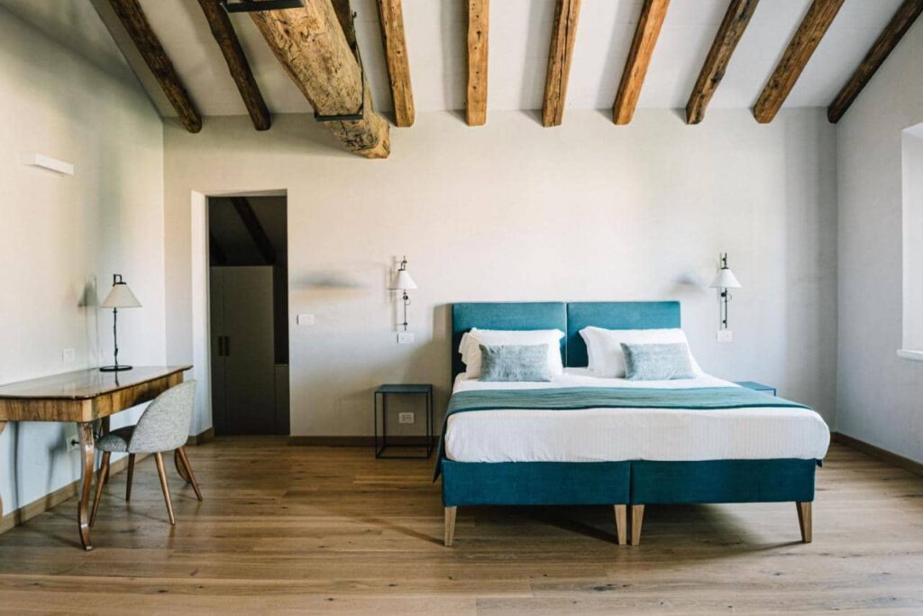 Roncolo1888_camera_hotel